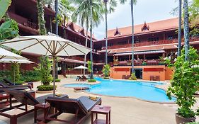 Royal Phawadee Village Patong - 2 Minutes Walk To The Beach